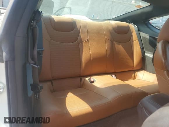 ✅ 2013 Hyundai Genesis Coupe Grand Touring • VIN: KMHHU6KJXDU097296 • Lot: 52684475. Wystawiony na Copart z przebiegiem 134 970 mil. Bezpłatny archiwum sprzedaży aukcyjnych z USA i szczegółowy raport historii pojazdu na DreamBid. Zdjęcie 10.