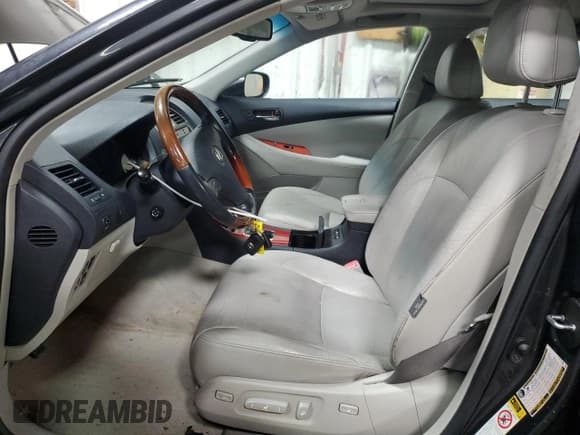 ✅ 2008 Lexus ES 330 • VIN: JTHBJ46G882163236 • Лот: 91771385. Опубликован ранее на Copart с пробегом 203 944 миль. Бесплатный доступ к архиву аукционных продаж из США и подробный отчёт об истории автомобиля на DreamBid. Изображение 7.