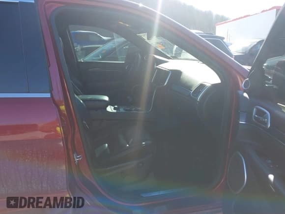 ✅ 2015 Jeep Grand Cherokee Overland • VIN: 1C4RJFCG3FC157254 • Лот: 41373479. Опубликован ранее на IAAI с пробегом 106 254 миль. Бесплатный доступ к архиву аукционных продаж из США и подробный отчёт об истории автомобиля на DreamBid. Изображение 5.