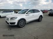 ✅ 2019 Lincoln Nautilus Reserve • VIN: 2LMPJ6LP9KBL15162 • Lot: 64058845. Wystawiony na Copart z przebiegiem 152 602 mil. Bezpłatny archiwum sprzedaży aukcyjnych z USA i szczegółowy raport historii pojazdu na DreamBid. Zdjęcie 14.