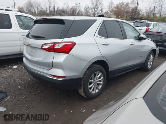 ✅ 2021 Chevrolet Equinox LT • VIN: 3GNAXKEV5MS139210 • Lot: 43728822. Wystawiony na IAAI z przebiegiem 49 843 mil. Bezpłatny archiwum sprzedaży aukcyjnych z USA i szczegółowy raport historii pojazdu na DreamBid. Zdjęcie 4.