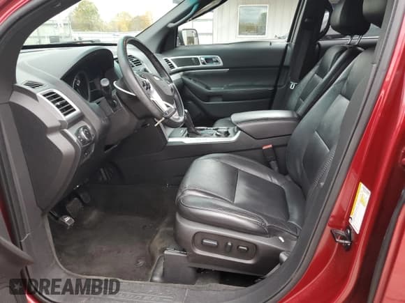 ✅ 2015 Ford Explorer XLT • VIN: 1FM5K8D86FGB15454 • Lot: 89618635. Listed on Copart with 127,325 mi. Free auction sales archive from the USA and detailed vehicle history report at DreamBid. Image 7.