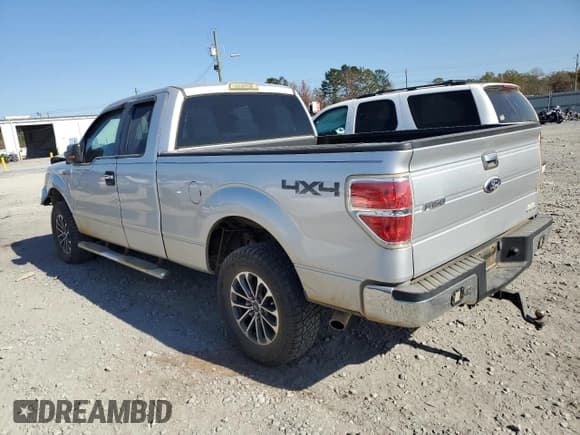 ✅ 2011 Ford F-150 XLT • VIN: 1FTFX1EF8BFD42319 • Lot: 92330985. Listed on Copart with 198,684 mi. Free auction sales archive from the USA and detailed vehicle history report at DreamBid. Image 2.