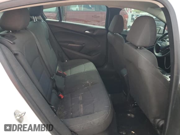 ✅ 2018 Chevrolet Cruze LS • VIN: 1G1BC5SM7J7155580 • Lot: 62201073. Listed on Copart with 85,304 mi. Free auction sales archive from the USA and detailed vehicle history report at DreamBid. Image 10.