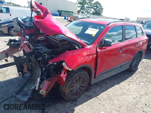 ✅ 2020 Mitsubishi Outlander SE • VIN: JA4AD3A31LZ006077 • Лот: 42936155. Опубликован ранее на IAAI с пробегом 167 716 миль. Бесплатный доступ к архиву аукционных продаж из США и подробный отчёт об истории автомобиля на DreamBid. Изображение 2.