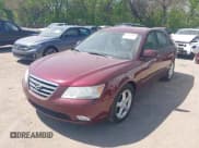 ✅ 2009 Hyundai Sonata SE • VIN: 5NPEU46FX9H442829 • Лот: 42140584. Опубликован ранее на IAAI с пробегом 110 778 миль. Бесплатный доступ к архиву аукционных продаж из США и подробный отчёт об истории автомобиля на DreamBid. Изображение 2.