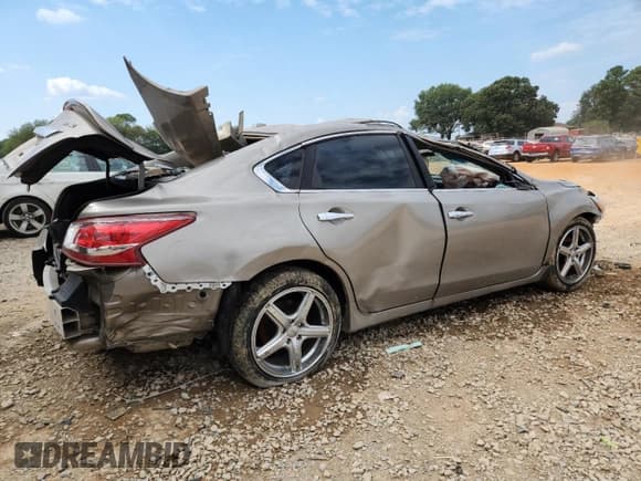 ✅ 2013 Nissan Altima SV • VIN: 1N4BL3AP0DN443969 • Lot: 80813395. Wystawiony na Copart z przebiegiem Nie podano. Bezpłatny archiwum sprzedaży aukcyjnych z USA i szczegółowy raport historii pojazdu na DreamBid. Zdjęcie 3.