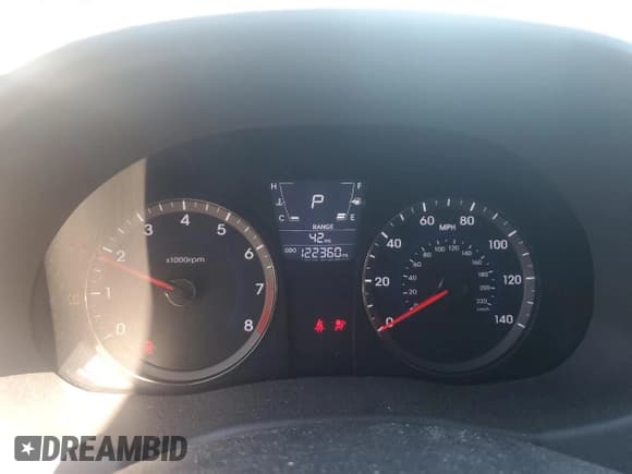 ✅ 2014 Hyundai Accent GS • VIN: KMHCT5AE2EU183330 • Лот: 76870494. Опубликован ранее на Copart с пробегом 122 360 миль. Бесплатный доступ к архиву аукционных продаж из США и подробный отчёт об истории автомобиля на DreamBid. Изображение 9.