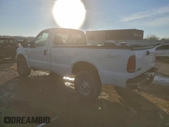 ✅ 2005 Ford F-250 XL • VIN: 1FTNF21555ED29247 • Lot: 96234555. Wystawiony na Copart z przebiegiem 236 431 mil. Bezpłatny archiwum sprzedaży aukcyjnych z USA i szczegółowy raport historii pojazdu na DreamBid. Zdjęcie 2.