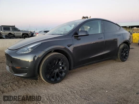 ✅ 2024 Tesla Model Y Long Range • VIN: 7SAYGDEE3RA251362 • Лот: 85402225. Опубликован ранее на Copart с пробегом 22 030 миль. Бесплатный доступ к архиву аукционных продаж из США и подробный отчёт об истории автомобиля на DreamBid. Изображение 1.