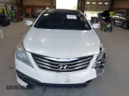 ✅ 2016 Hyundai Azera • VIN: KMHFG4JG3GA509539 • Lot: 42988761. Wystawiony na IAAI z przebiegiem 170 018 mil. Bezpłatny archiwum sprzedaży aukcyjnych z USA i szczegółowy raport historii pojazdu na DreamBid. Zdjęcie 12.