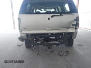 ✅ 2004 Chevrolet Suburban Z71 • VIN: 3GNFK16Z44G293667 • Лот: 42761842. Опубликован ранее на IAAI с пробегом 239 620 миль. Бесплатный доступ к архиву аукционных продаж из США и подробный отчёт об истории автомобиля на DreamBid. Изображение 6.