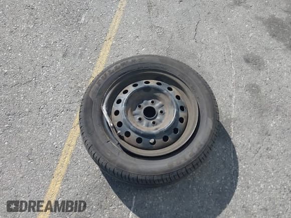 ✅ 2017 Toyota Prius Two • VIN: JTDZN3EU9HJ063285 • Lot: 41696704. Listed on IAAI with 411,285 mi. Free auction sales archive from the USA and detailed vehicle history report at DreamBid. Image 12.