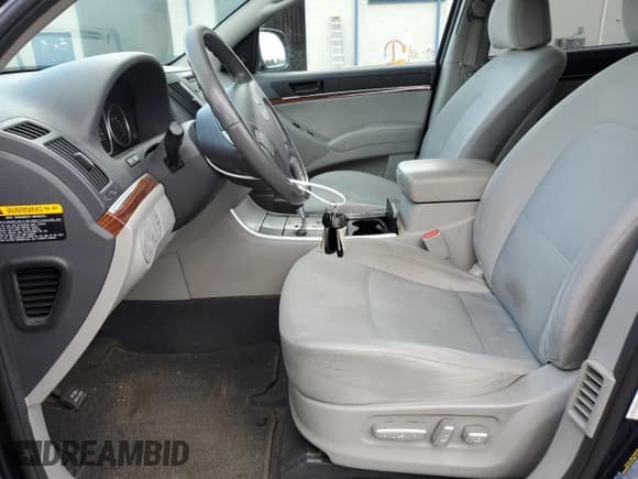 ✅ 2010 Hyundai Veracruz Limited • VIN: KM8NUDCC0AU135282 • Лот: 71291485. Опубликован ранее на Copart с пробегом 136 132 миль. Бесплатный доступ к архиву аукционных продаж из США и подробный отчёт об истории автомобиля на DreamBid. Изображение 7.