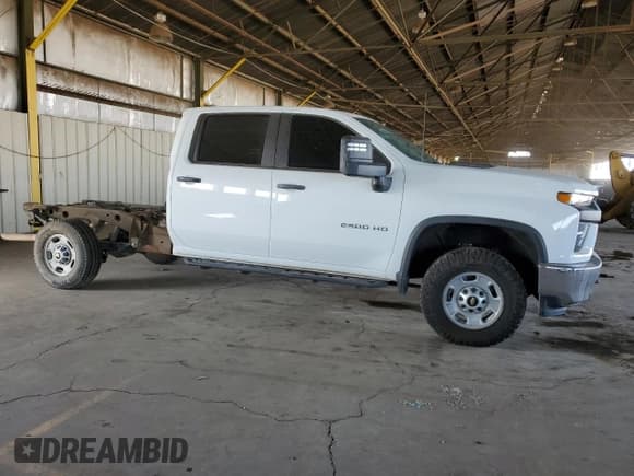 ✅ 2023 Chevrolet Silverado 2500HD Work Truck • VIN: 1GB1YLE78PF165987 • Лот: 47233975. Опубликован ранее на Copart с пробегом 41 717 миль. Бесплатный доступ к архиву аукционных продаж из США и подробный отчёт об истории автомобиля на DreamBid. Изображение 4.