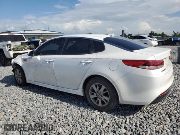 ✅ 2018 Kia Optima LX • VIN: 5XXGT4L36JG237725 • Lot: 70820295. Wystawiony na Copart z przebiegiem 87 713 mil. Bezpłatny archiwum sprzedaży aukcyjnych z USA i szczegółowy raport historii pojazdu na DreamBid. Zdjęcie 2.