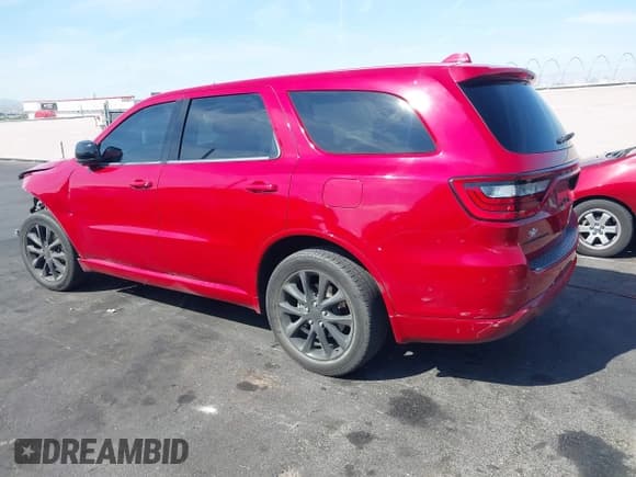 ✅ 2018 Dodge Durango SXT • VIN: 1C4RDHAG7JC205580 • Lot: 43033285. Wystawiony na IAAI z przebiegiem 96 188 mil. Bezpłatny archiwum sprzedaży aukcyjnych z USA i szczegółowy raport historii pojazdu na DreamBid. Zdjęcie 3.