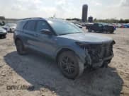 ✅ 2025 Ford Explorer ST-Line • VIN: 1FMUK7KH7SGC19700 • Lot: 81685285. Wystawiony na Copart z przebiegiem 1 776 mil. Bezpłatny archiwum sprzedaży aukcyjnych z USA i szczegółowy raport historii pojazdu na DreamBid. Zdjęcie 4.