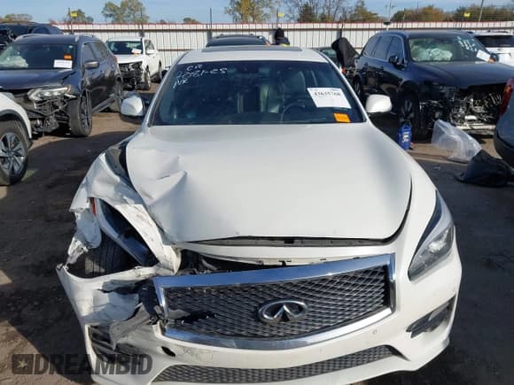 ✅ 2017 Infiniti Q70 3.7 • VIN: JN1BY1AP2HM741633 • Lot: 43635768. Listed on IAAI with Not provided. Free auction sales archive from the USA and detailed vehicle history report at DreamBid. Image 11.