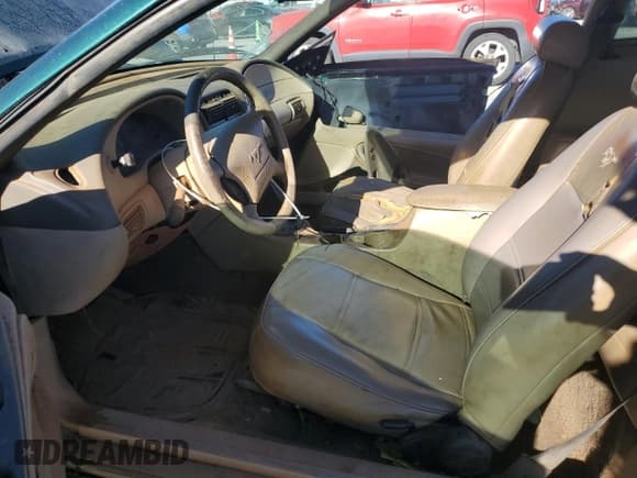 ✅ 2002 Ford Mustang Standard • VIN: 1FAFP40432F216933 • Lot: 86220075. Listed on Copart with 150,235 mi. Free auction sales archive from the USA and detailed vehicle history report at DreamBid. Image 7.