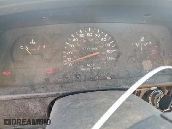 ✅ 1991 Toyota Pickup • VIN: JT4RN81A7M0065206 • Lot: 96237665. Listed on Copart with 301,033 mi. Free auction sales archive from the USA and detailed vehicle history report at DreamBid. Image 9.