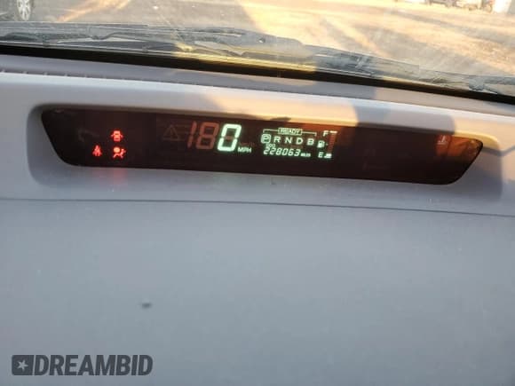 ✅ 2001 Toyota Prius • VIN: JT2BK18U510015409 • Лот: 79131004. Опубликован ранее на Copart с пробегом 228 063 миль. Бесплатный доступ к архиву аукционных продаж из США и подробный отчёт об истории автомобиля на DreamBid. Изображение 9.