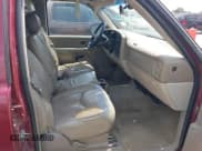 ✅ 2005 Chevrolet Suburban LT • VIN: 3GNEC16ZX5G269433 • Lot: 42991058. Listed on IAAI with 203,110 mi. Free auction sales archive from the USA and detailed vehicle history report at DreamBid. Image 5.