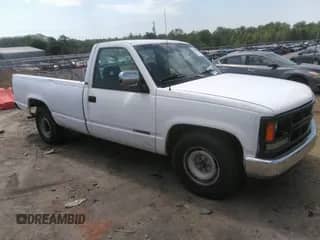 ✅ 1994 Chevrolet Silverado 2500 • VIN: 1GCFC24K4RE180527 • Lot: 42071950. Wystawiony na IAAI z przebiegiem 278 167 mil. Bezpłatny archiwum sprzedaży aukcyjnych z USA i szczegółowy raport historii pojazdu na DreamBid. Zdjęcie 1.