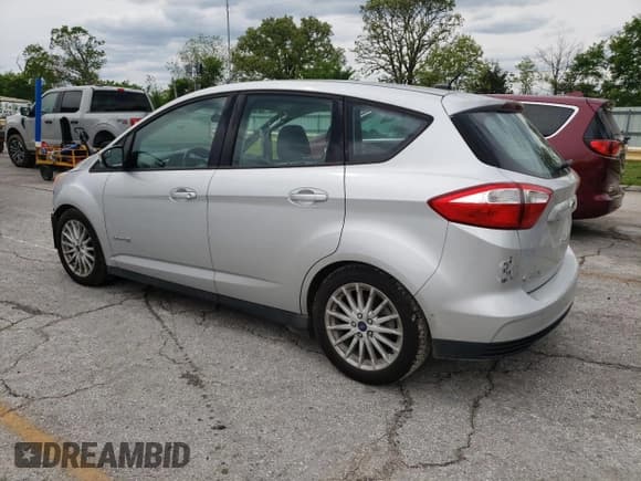 ✅ 2016 Ford C-Max SE • VIN: 1FADP5AUXGL111858 • Lot: 55538005. Wystawiony na Copart z przebiegiem 98 126 mil. Bezpłatny archiwum sprzedaży aukcyjnych z USA i szczegółowy raport historii pojazdu na DreamBid. Zdjęcie 2.