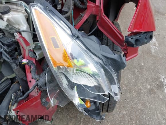 ✅ 2014 Nissan Note S Plus • VIN: 3N1CE2CP0EL377427 • Lot: 42133096. Wystawiony na IAAI z przebiegiem 83 874 mil. Bezpłatny archiwum sprzedaży aukcyjnych z USA i szczegółowy raport historii pojazdu na DreamBid. Zdjęcie 6.