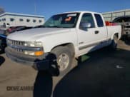 ✅ 2000 Chevrolet Silverado 1500 LT • VIN: 1GCEC19T6YZ158804 • Лот: 88463235. Опубликован ранее на Copart с пробегом 227 664 миль. Бесплатный доступ к архиву аукционных продаж из США и подробный отчёт об истории автомобиля на DreamBid. Изображение 1.