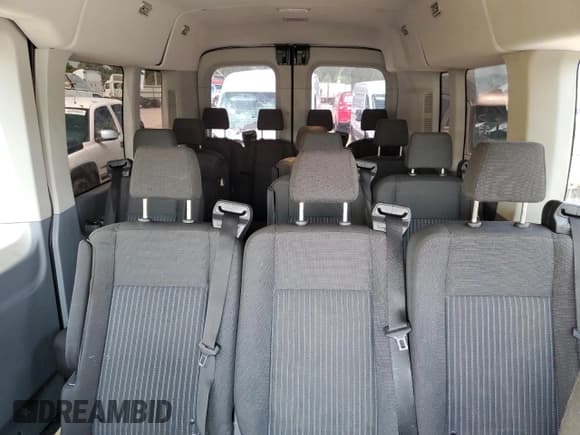 ✅ 2019 Ford Transit XL • VIN: 1FBZX2CG7KKB02480 • Lot: 60456445. Wystawiony na Copart z przebiegiem 126 566 mil. Bezpłatny archiwum sprzedaży aukcyjnych z USA i szczegółowy raport historii pojazdu na DreamBid. Zdjęcie 10.