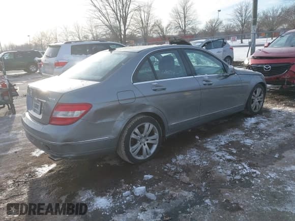 ✅ 2011 Mercedes-Benz C 300 Sport • VIN: WDDGF8BB9BR168525 • Lot: 41399056. Listed on IAAI with 108,809 mi. Free auction sales archive from the USA and detailed vehicle history report at DreamBid. Image 4.