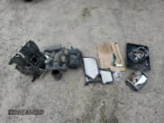 ✅ 2013 Lincoln Navigator • VIN: 5LMJJ2H58DEL01971 • Lot: 80387545. Listed on Copart with 180,847 mi. Free auction sales archive from the USA and detailed vehicle history report at DreamBid. Image 13.