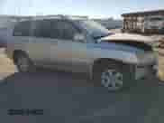 2001 Toyota Highlander с VIN JTEGD21AX10012739, выставлен на аукционе Copart как лот 81679264 с пробегом 307 864 миль миль и Списание • Salvage title. История ставок и продаж доступна на DreamBid. Изображение 4.
