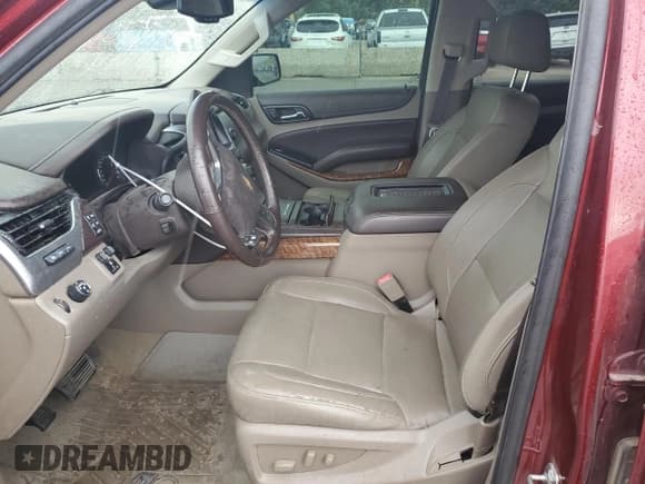 ✅ 2018 Chevrolet Suburban Premier • VIN: 1GNSCJKC3JR203501 • Lot: 64838554. Wystawiony na Copart z przebiegiem 66 608 mil. Bezpłatny archiwum sprzedaży aukcyjnych z USA i szczegółowy raport historii pojazdu na DreamBid. Zdjęcie 7.