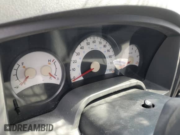 2005 Dodge Dakota ST z VIN 1D7HW28K85S168893, wystawiony jako Copart lot #69955454 z przebiegiem Nie podano mil oraz Szkoda całkowita • Salvage title. Historia ofert i sprzedaży dostępna na DreamBid. Obrazek 9.