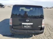 ✅ 2004 Scion xB • VIN: JTLKT324940142715 • Лот: 70875135. Опубликован ранее на Copart с пробегом 323 005 миль. Бесплатный доступ к архиву аукционных продаж из США и подробный отчёт об истории автомобиля на DreamBid. Изображение 6.