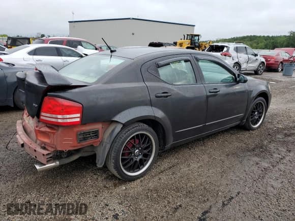 ✅ 2008 Dodge Avenger SXT • VIN: 1B3LC56K38N153529 • Лот: 62424293. Опубликован ранее на Copart с пробегом 216 644 миль. Бесплатный доступ к архиву аукционных продаж из США и подробный отчёт об истории автомобиля на DreamBid. Изображение 3.