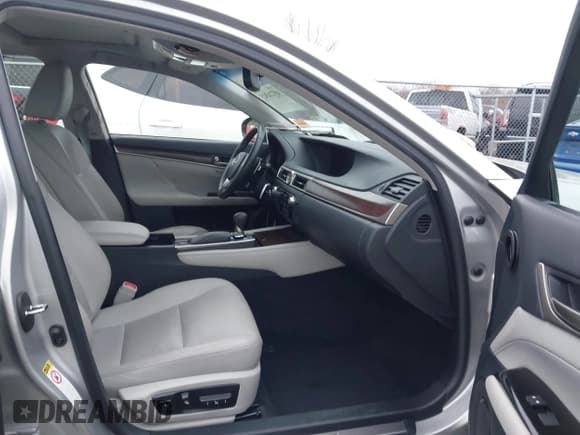 ✅ 2013 Lexus GS 350 • VIN: JTHBE1BL7D5016050 • Lot: 43724323. Wystawiony na IAAI z przebiegiem 90 646 mil. Bezpłatny archiwum sprzedaży aukcyjnych z USA i szczegółowy raport historii pojazdu na DreamBid. Zdjęcie 5.