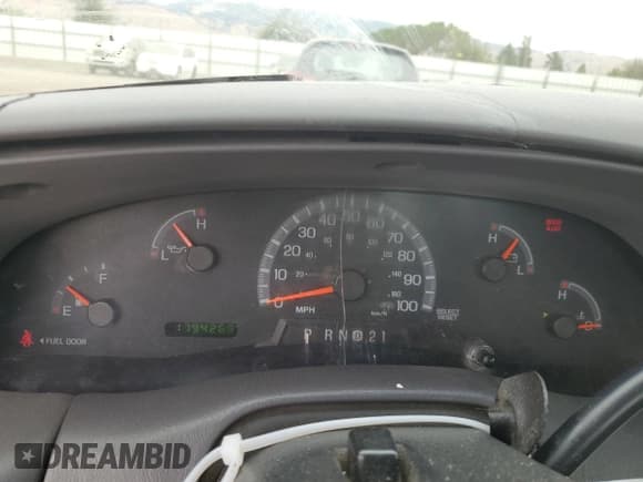 ✅ 1999 Ford F-150 XL • VIN: 1FTRF17L3XKA66147 • Lot: 69105514. Wystawiony na Copart z przebiegiem 179 426 mil. Bezpłatny archiwum sprzedaży aukcyjnych z USA i szczegółowy raport historii pojazdu na DreamBid. Zdjęcie 9.