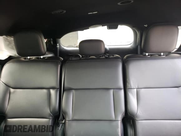 ✅ 2022 Ford Police Interceptor Utility • VIN: 1FM5K8AB8NGB75976 • Lot: 59348535. Wystawiony na Copart z przebiegiem 61 150 mil. Bezpłatny archiwum sprzedaży aukcyjnych z USA i szczegółowy raport historii pojazdu na DreamBid. Zdjęcie 10.