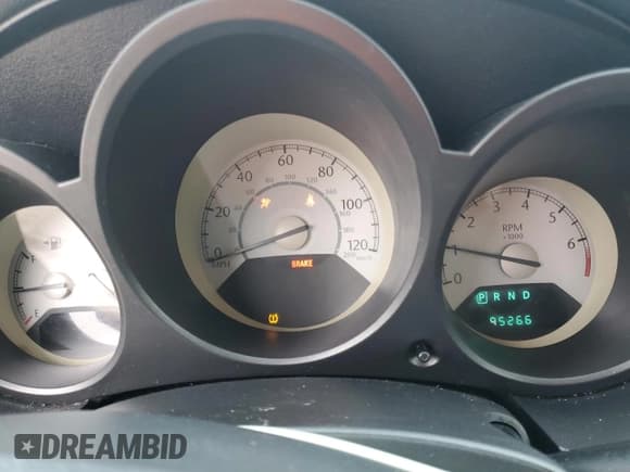 ✅ 2009 Chrysler Sebring LX • VIN: 1C3LC46B09N517811 • Lot: 70693695. Listed on Copart with 95,266 mi. Free auction sales archive from the USA and detailed vehicle history report at DreamBid. Image 9.