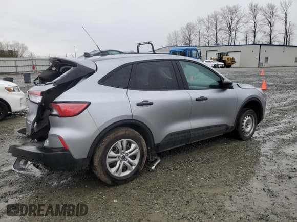 ✅ 2022 Ford Escape S • VIN: 1FMCU9F68NUB49821 • Лот: 48013665. Опубликован ранее на Copart с пробегом 1 930 миль. Бесплатный доступ к архиву аукционных продаж из США и подробный отчёт об истории автомобиля на DreamBid. Изображение 3.