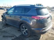 ✅ 2018 Toyota RAV4 XLE • VIN: 2T3RFREV0JW750395 • Лот: 43690716. Опубликован ранее на IAAI с пробегом 79 460 миль. Бесплатный доступ к архиву аукционных продаж из США и подробный отчёт об истории автомобиля на DreamBid. Изображение 3.