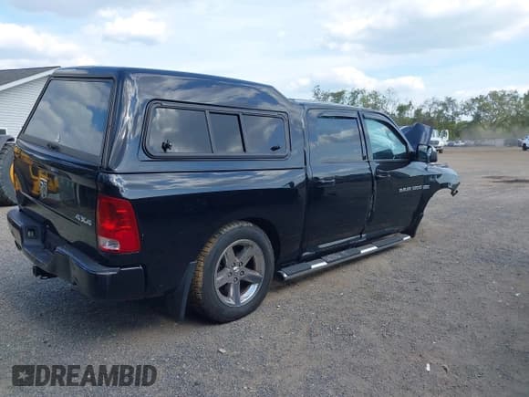 ✅ 2012 Ram 1500 Sport • VIN: 1C6RD7MT7CS177167 • Lot: 43147540. Wystawiony na IAAI z przebiegiem 84 222 mil. Bezpłatny archiwum sprzedaży aukcyjnych z USA i szczegółowy raport historii pojazdu na DreamBid. Zdjęcie 4.