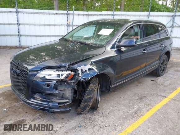 ✅ 2012 Audi Q7 Premium Plus • VIN: WA1LMAFE3CD008367 • Lot: 42342183. Listed on IAAI with 170,242 mi. Free auction sales archive from the USA and detailed vehicle history report at DreamBid. Image 17.