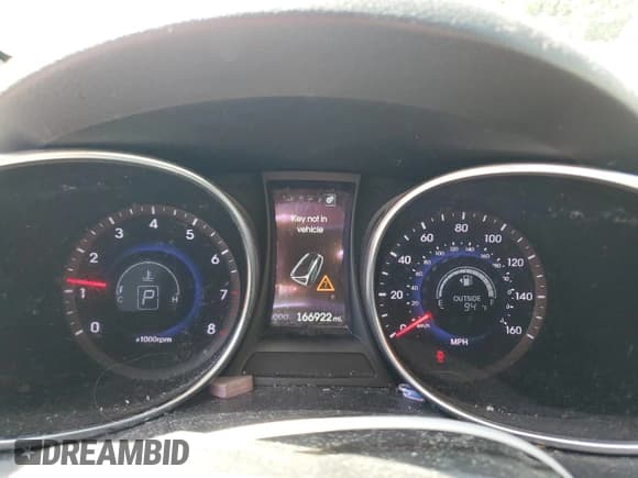 ✅ 2015 Hyundai Santa Fe Limited • VIN: KM8SRDHF5FU115298 • Лот: 60722355. Опубликован ранее на Copart с пробегом 166 922 миль. Бесплатный доступ к архиву аукционных продаж из США и подробный отчёт об истории автомобиля на DreamBid. Изображение 9.