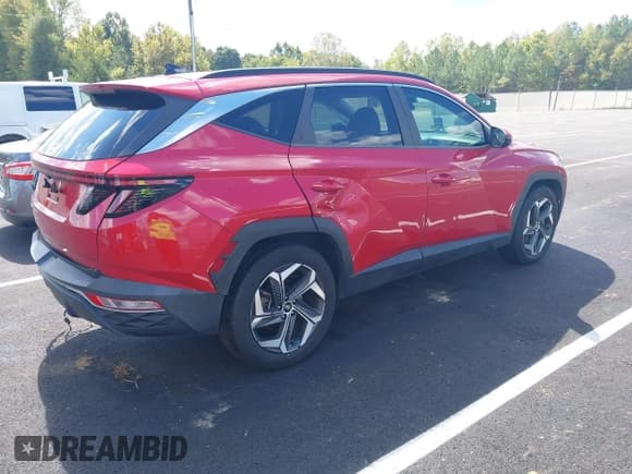 ✅ 2022 Hyundai Tucson SEL • VIN: 5NMJC3AEXNH049933 • Lot: 43328930. Wystawiony na IAAI z przebiegiem 63 220 mil. Bezpłatny archiwum sprzedaży aukcyjnych z USA i szczegółowy raport historii pojazdu na DreamBid. Zdjęcie 4.