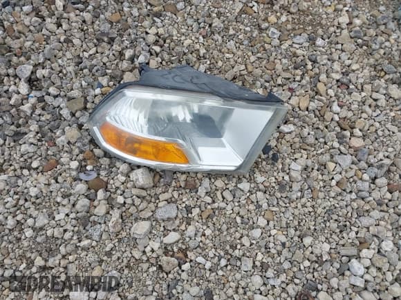 ✅ 2010 Dodge 1500 ST • VIN: 1D7RV1GTXAS104098 • Lot: 43042375. Wystawiony na IAAI z przebiegiem 107 091 mil. Bezpłatny archiwum sprzedaży aukcyjnych z USA i szczegółowy raport historii pojazdu na DreamBid. Zdjęcie 12.